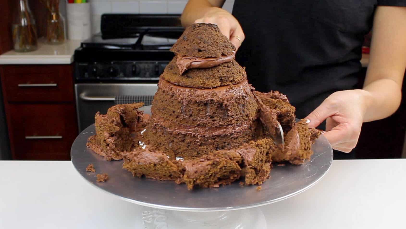 切割巧克力糕饼层