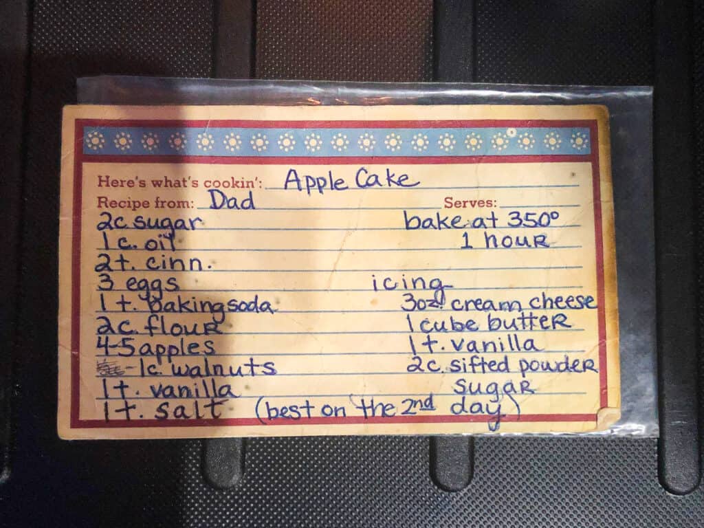 Eubank家族的原始苹果蛋糕食谱的图像