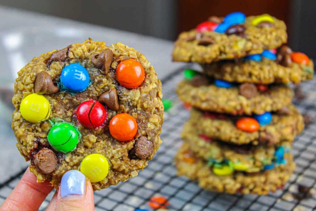 面筋自由和素食主义者怪物曲奇饼的图象