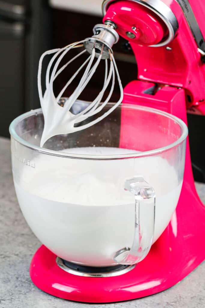 被鞭打到软峰的蛋白的形象