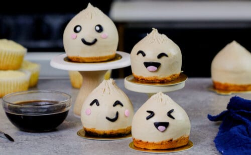 可爱的图像启发饺子蛋糕