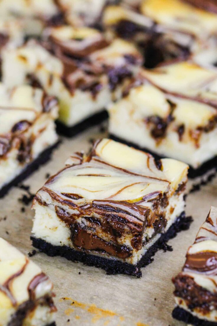 能多益芝士蛋糕酒吧与一个奥利奥地壳的形象