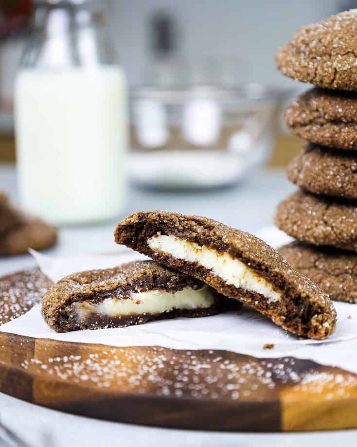 巧克力芝士蛋糕的形象被咬到的库克展示其奶油芝士蛋糕