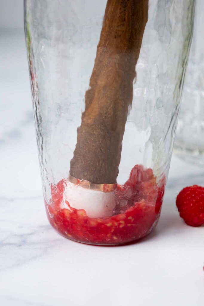 覆盆子的图像被混乱